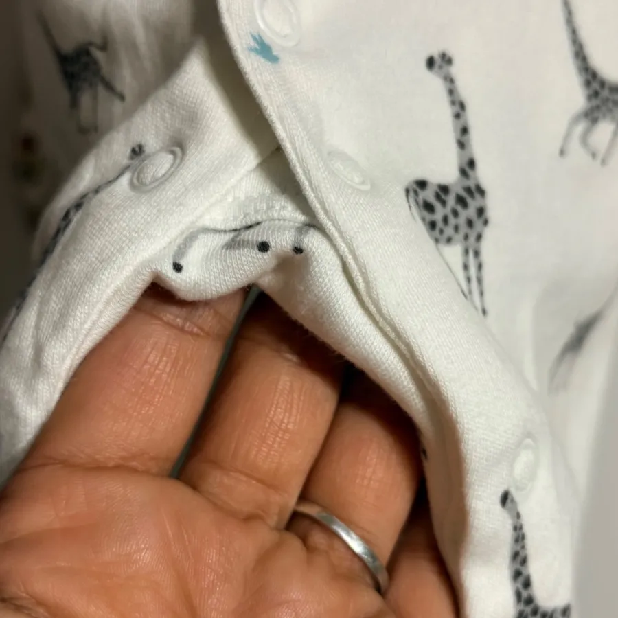 سرهمس جورابدار