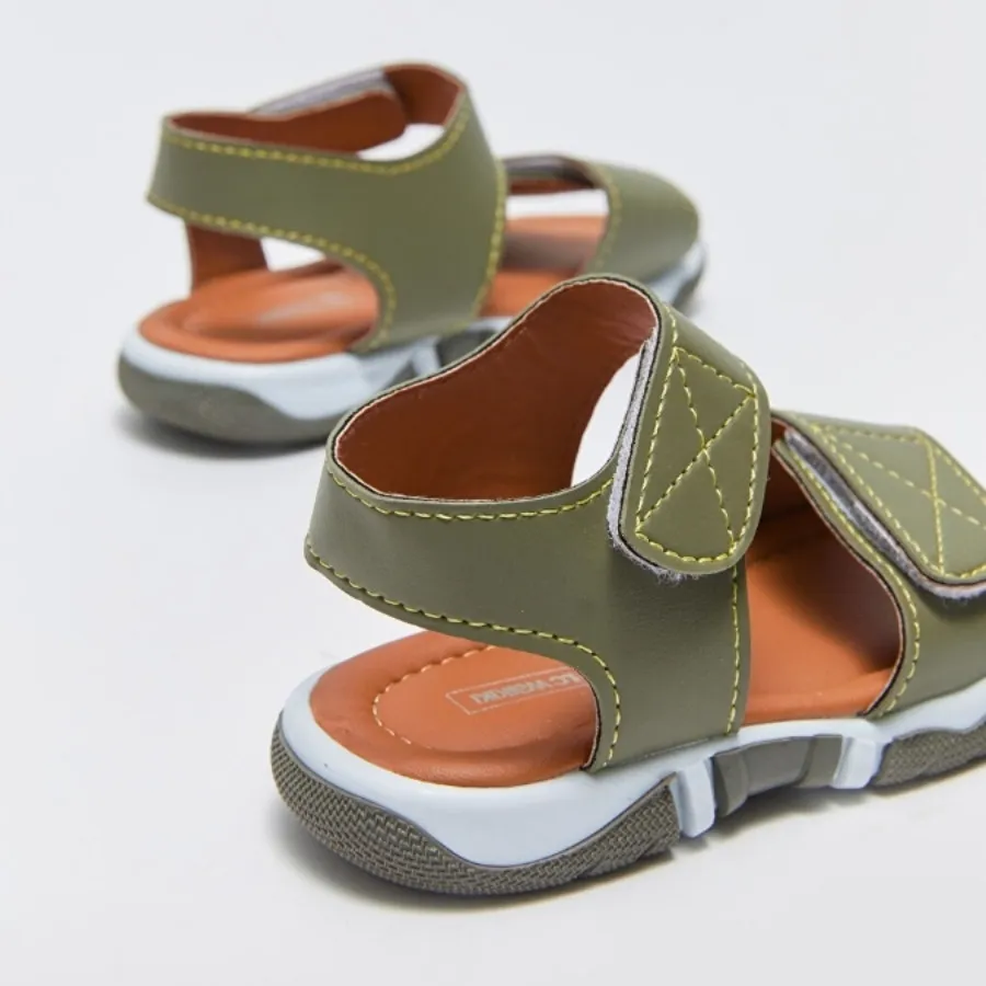 صندل اسپرت السی وایکیکی