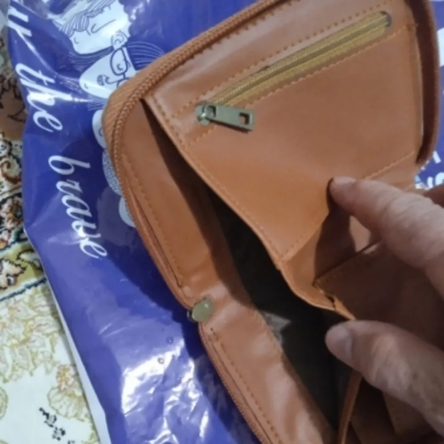 کیف پول و جا کارتی