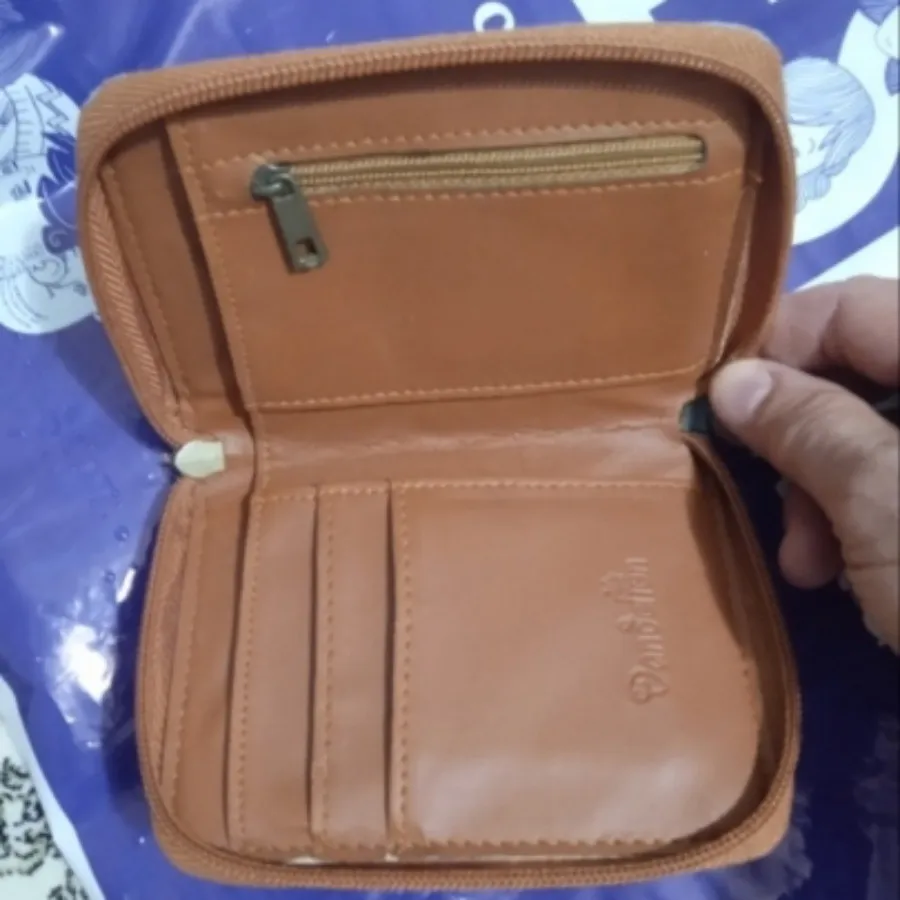 کیف پول و جا کارتی