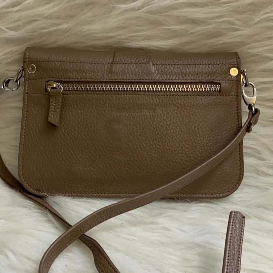 کراس بادی شیک نوین چرم