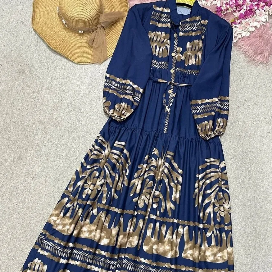 پیراهن ساحلی