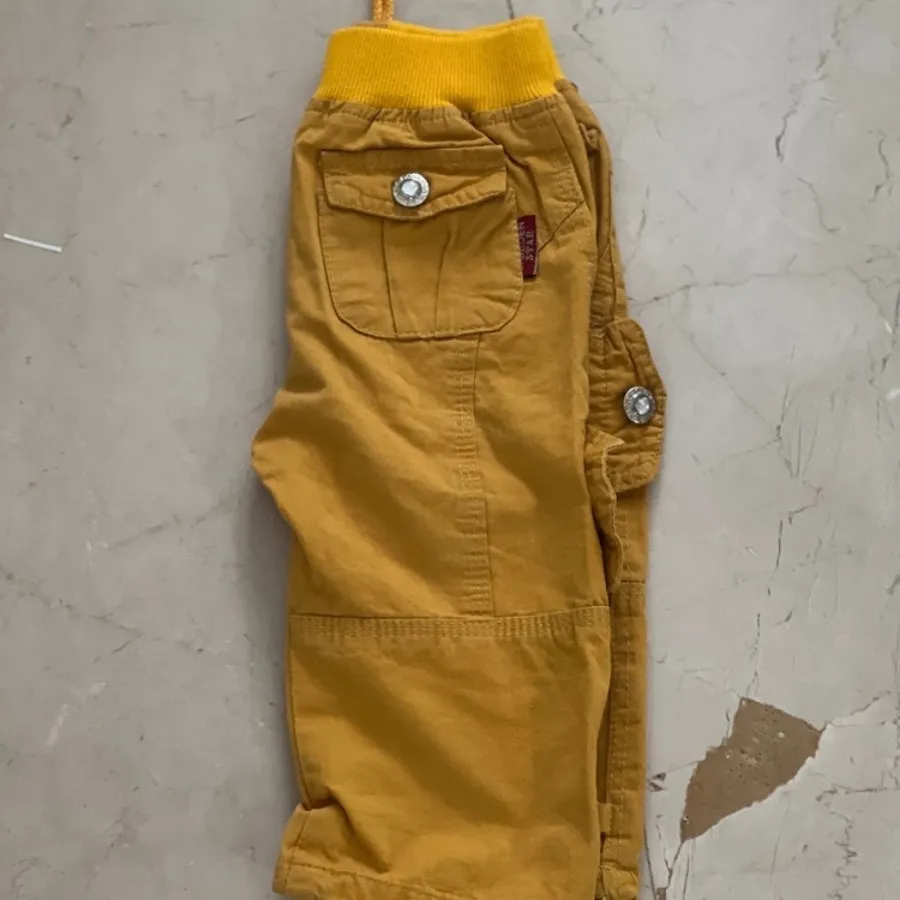 شلوارک بچگانه