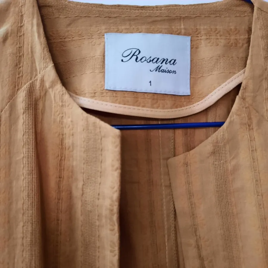 مانتو مزونی