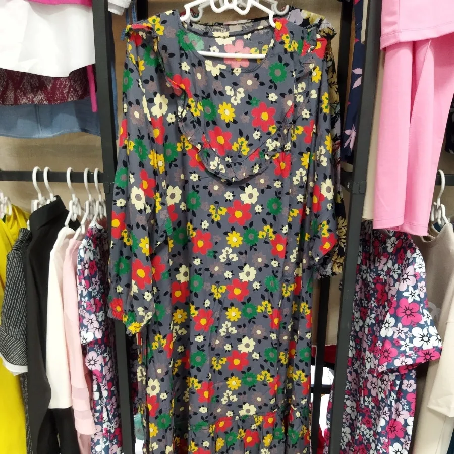 پیراهن ساحلی قواره بزرگ