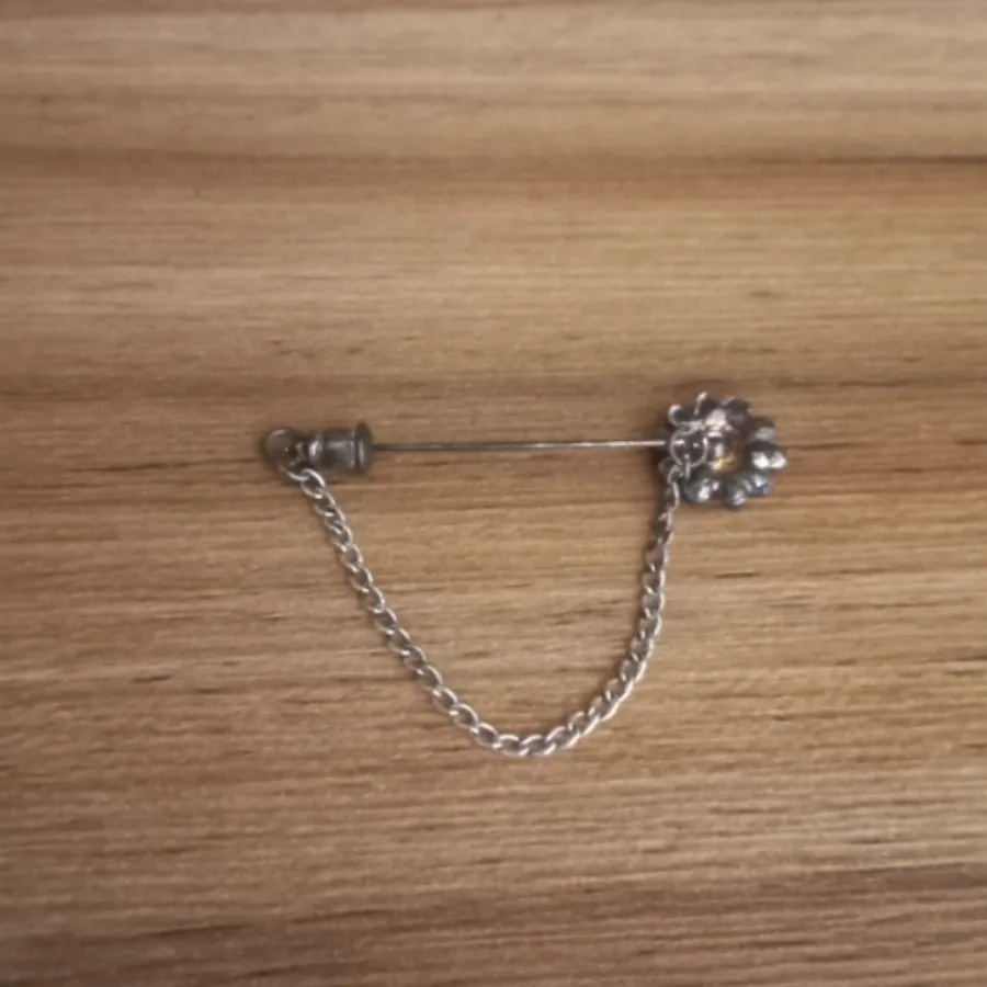 سنجاق روسری