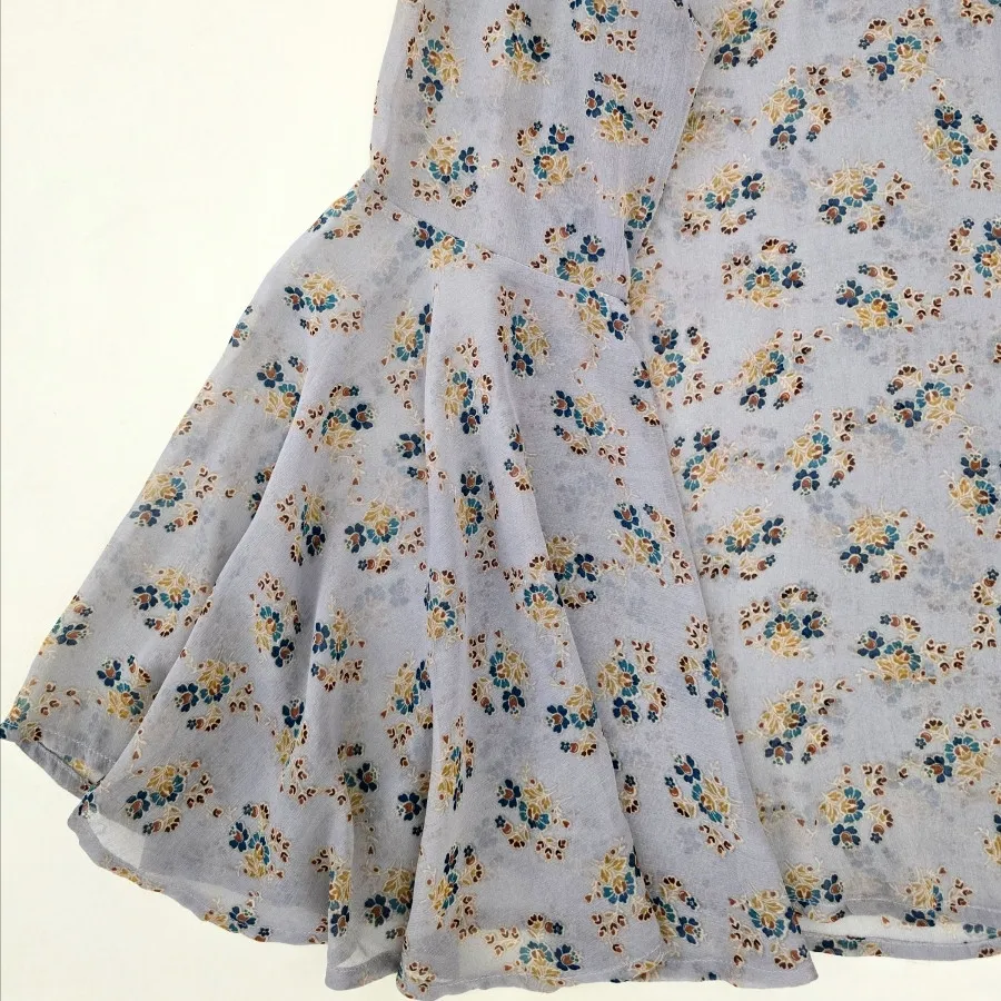 بلوز حریر گلدار