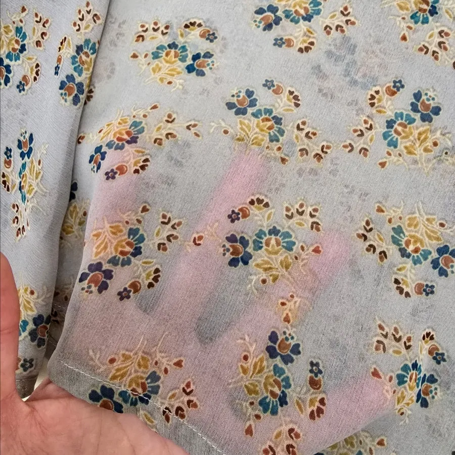 بلوز حریر گلدار