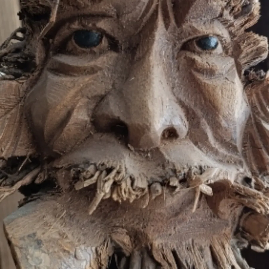 صورتک چوبی دستساز