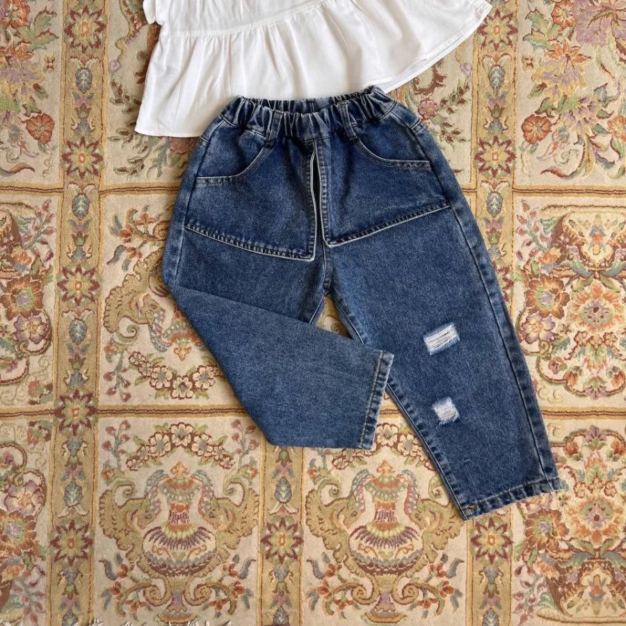 شومیز و شلوار جین