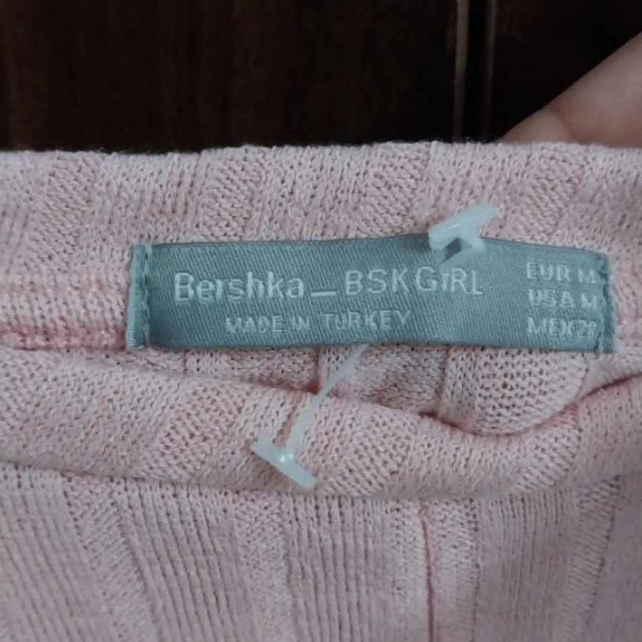 کراپ برند Breshka