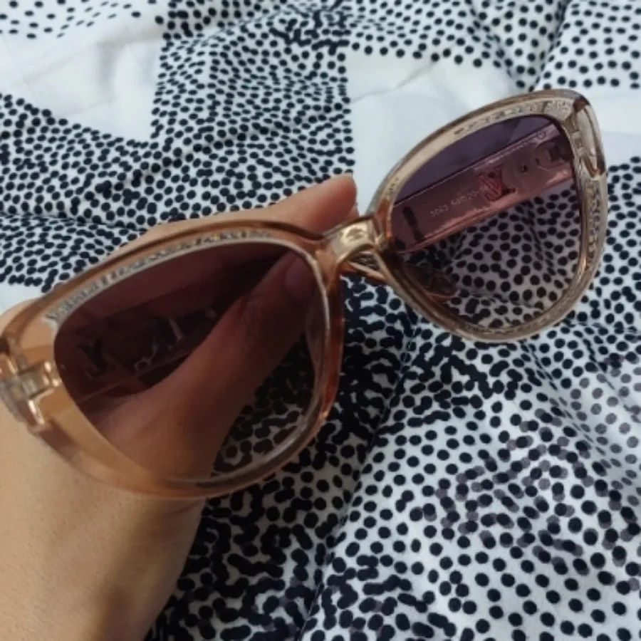 عینک آفتابی