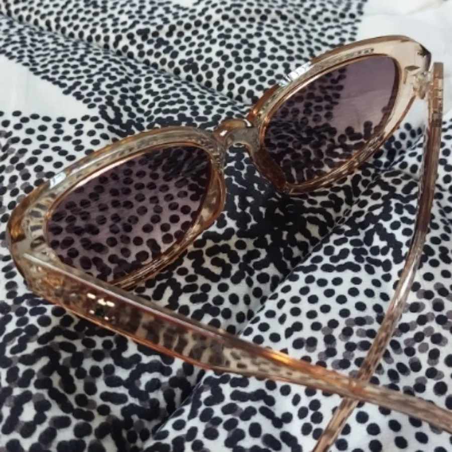 عینک آفتابی