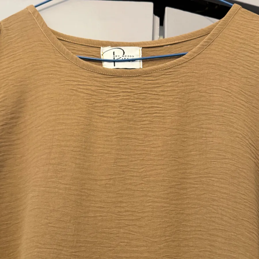 پیراهن خنک ابر و بادی