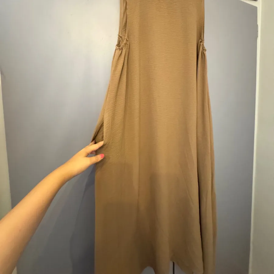 پیراهن خنک ابر و بادی