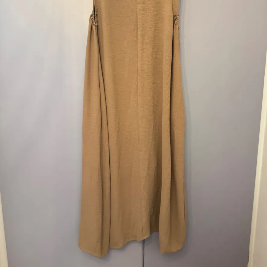 پیراهن خنک ابر و بادی