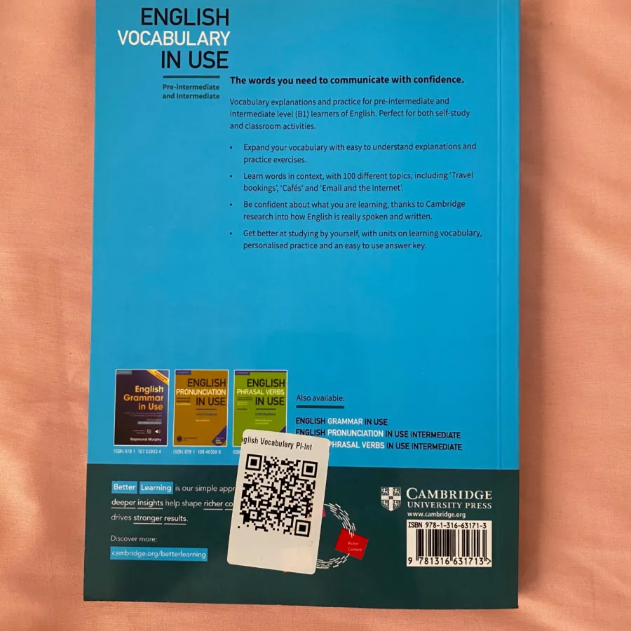 کتاب vocabulary in use