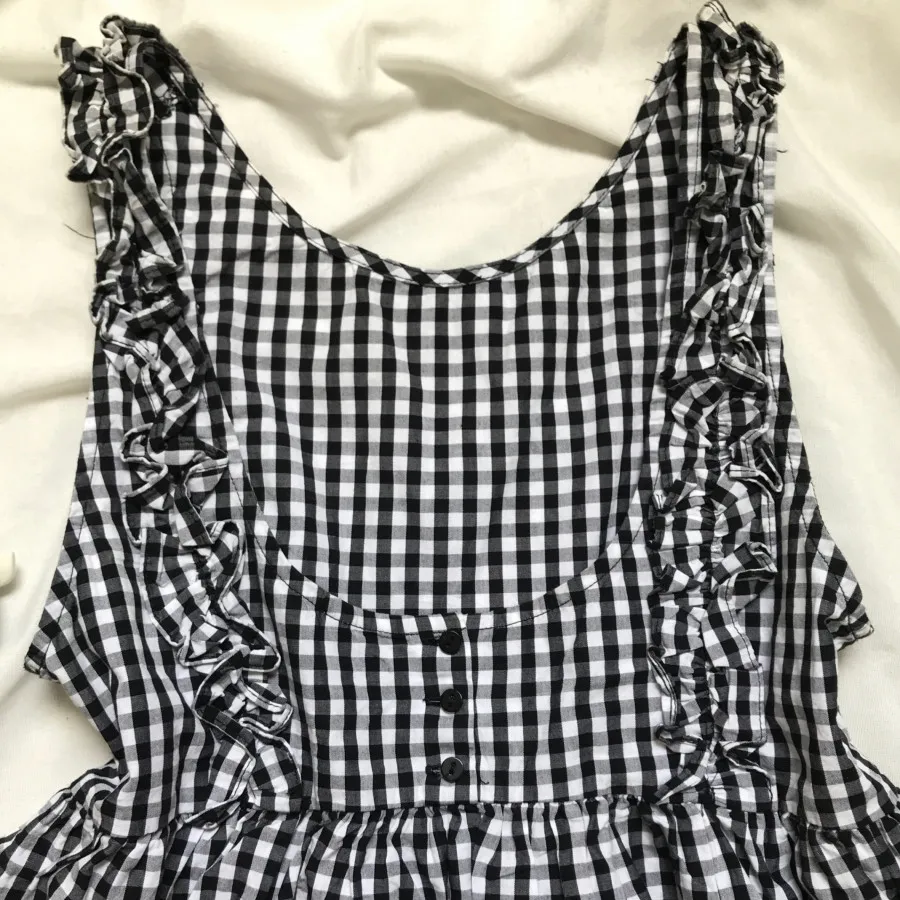 پیراهن عروسکی