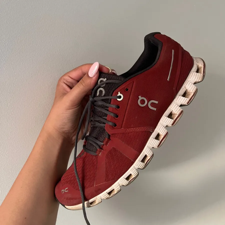 کتونی برند on