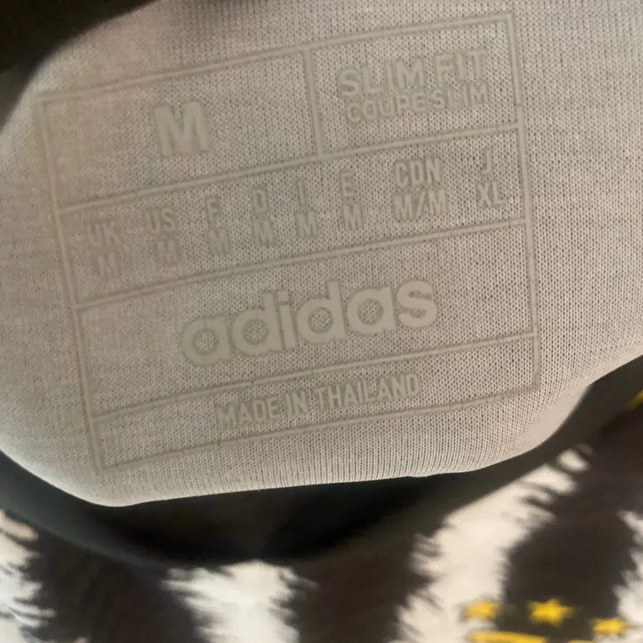 لباس ورزشی اورجینال