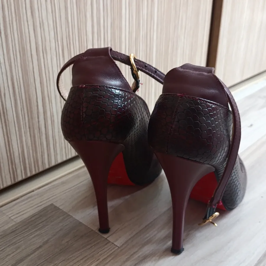 کفش مجلسی پوست ماری