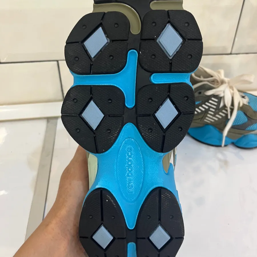 کتونی نیوبالانس9060