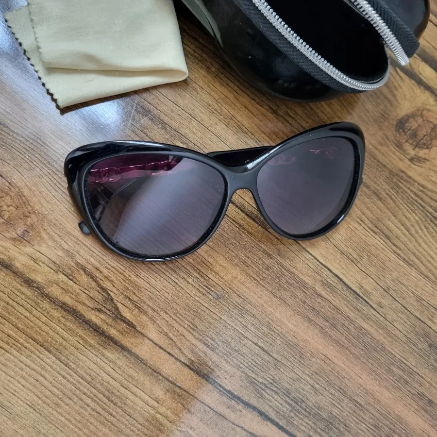 عینک دودی+ کیف و دستمال