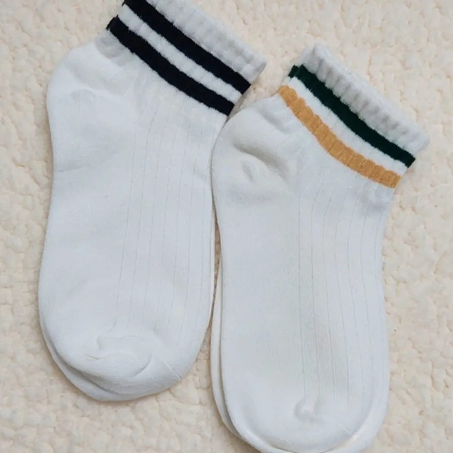 جوراب نیم ساق و ساقدار