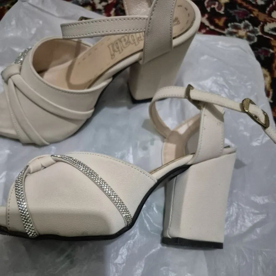 کفش سوارسکی