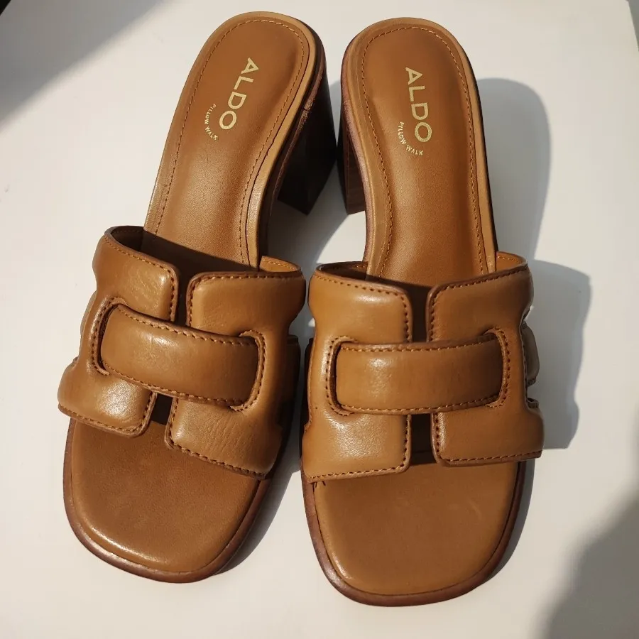 صندل قهوه ای آلدو