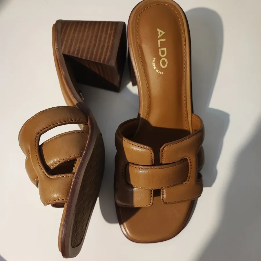 صندل قهوه ای آلدو
