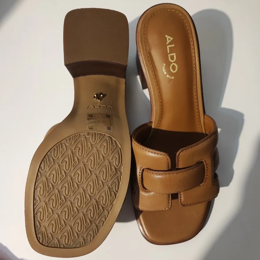 صندل قهوه ای آلدو