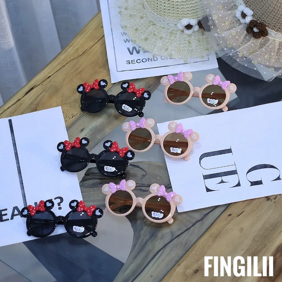 عینک آفتابی دخترانه میکی