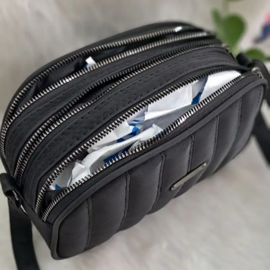 کیف پاسپورتی دلفان