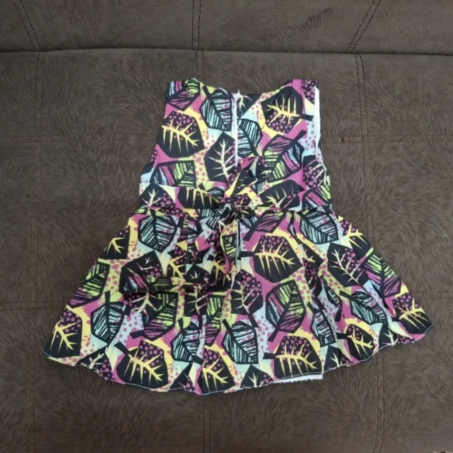 پیراهن نوزادی