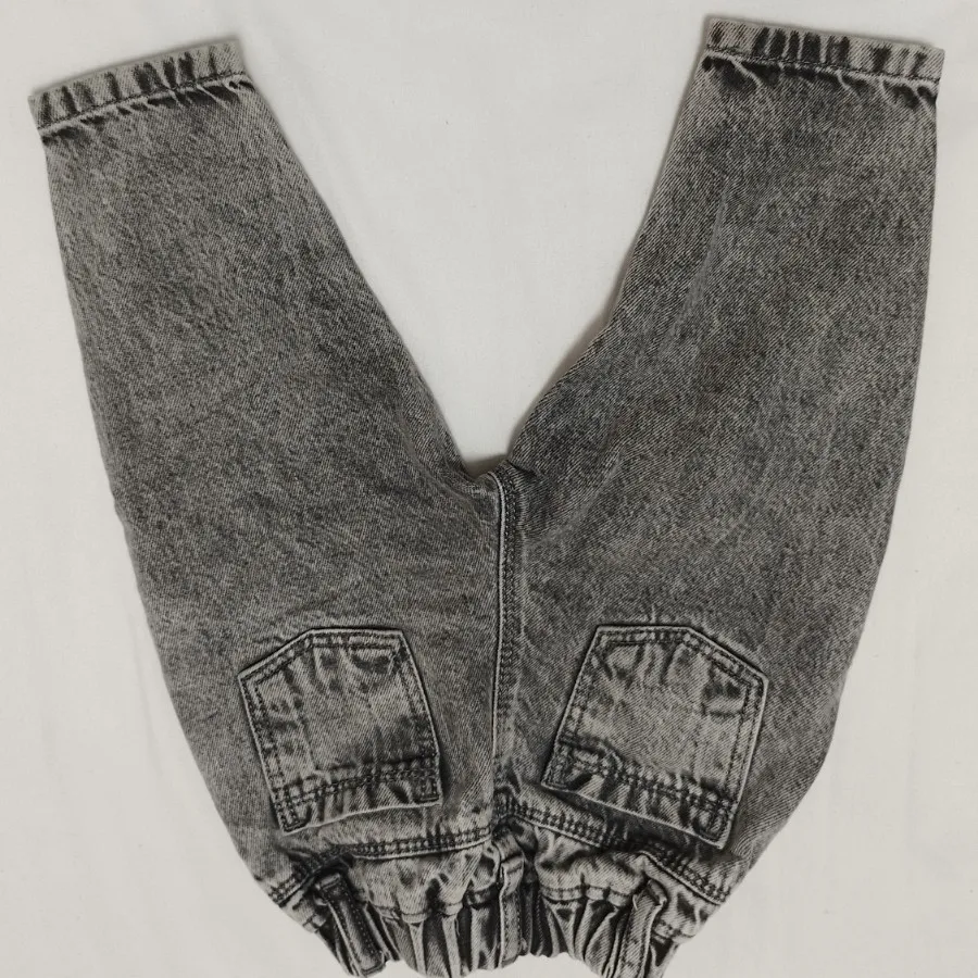 شلوار جین نقلی