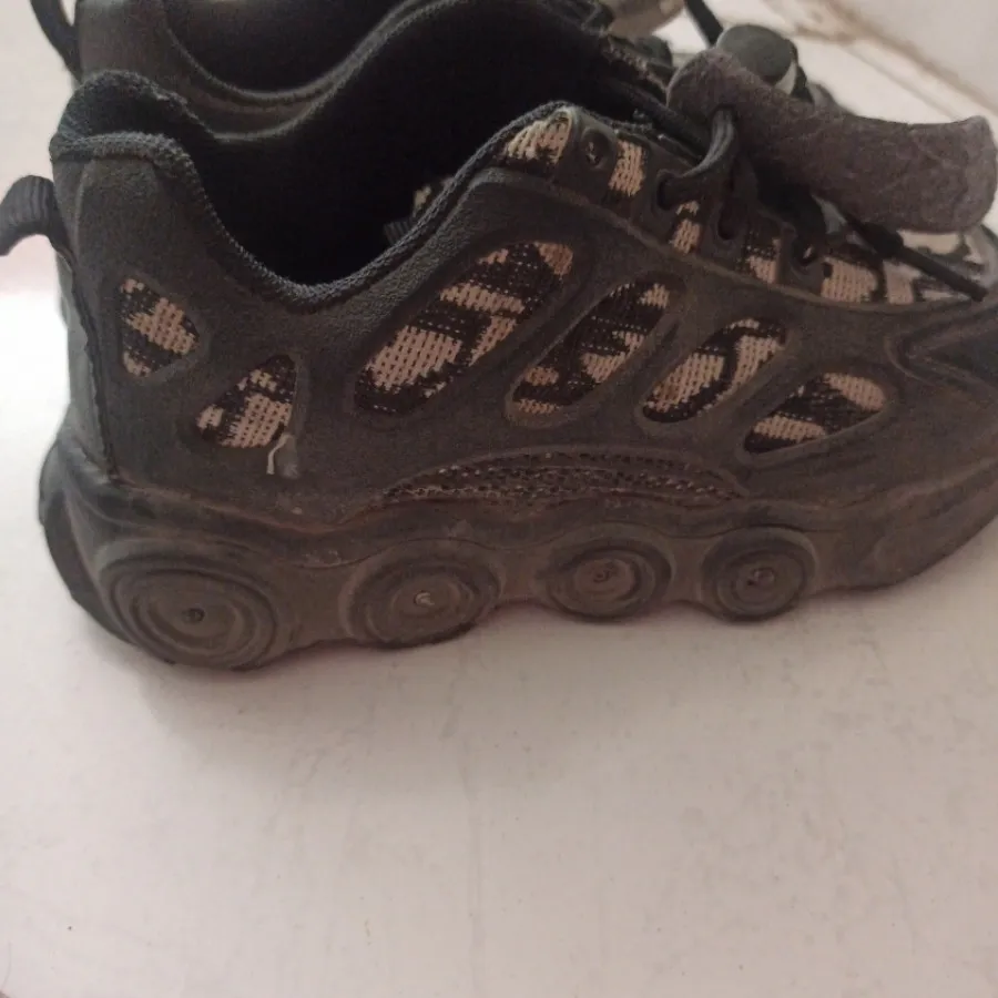 کفش چراغدار