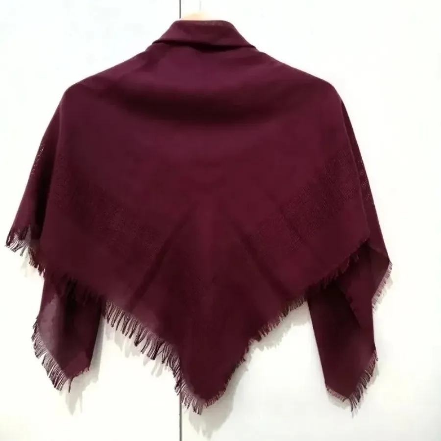 روسری زرشکی