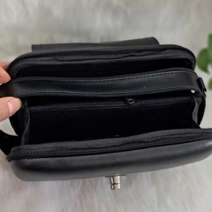 کیف پاسپورتی نیکا