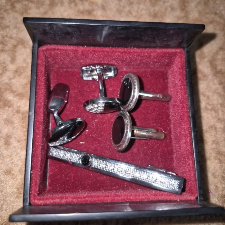 ست دکمه سر آستین