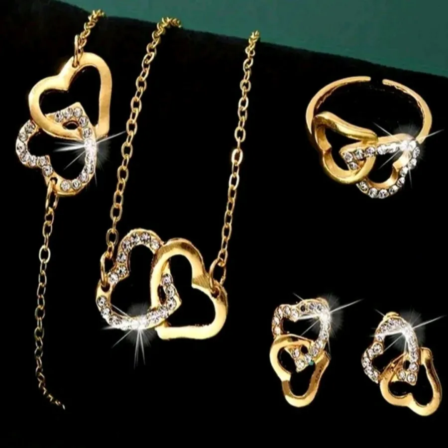 ست اکسسوری طلایی