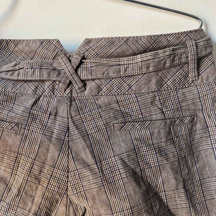 شلوارک چهارخونه