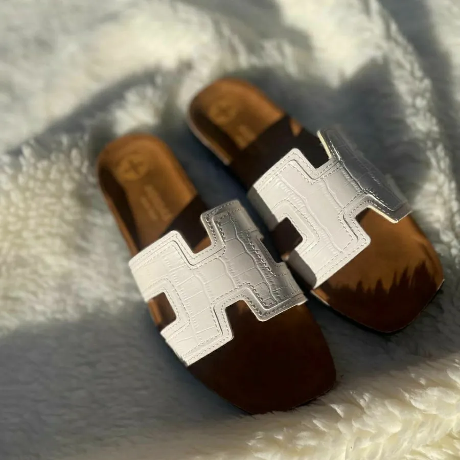 صندل زنانه و دخترانه