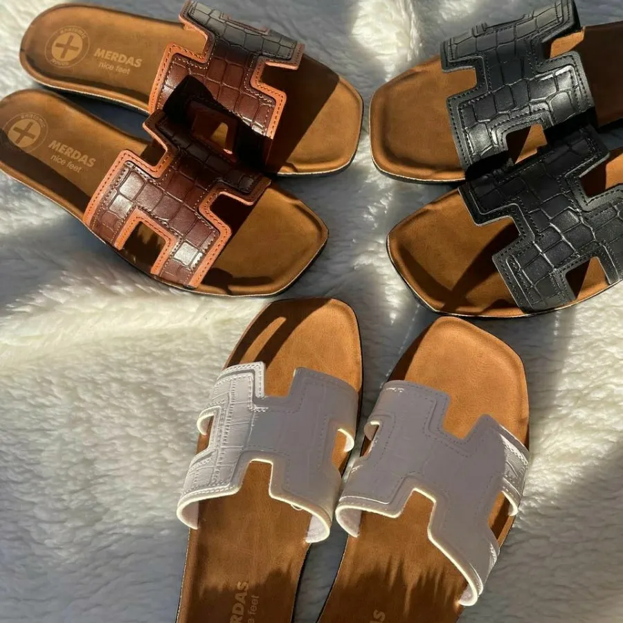 صندل زنانه و دخترانه