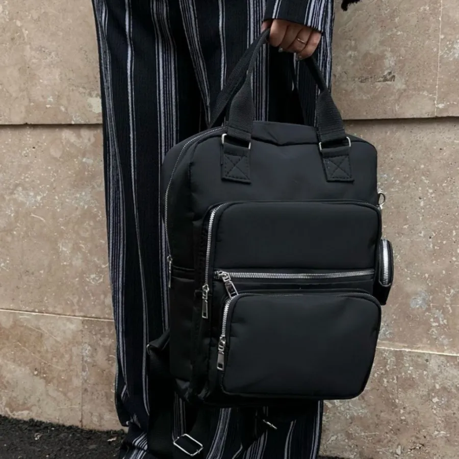 کیف/ کوله دانشجویی