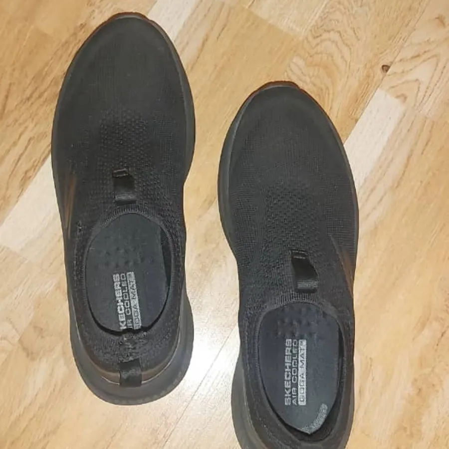 کفش اسکیچرز اصل