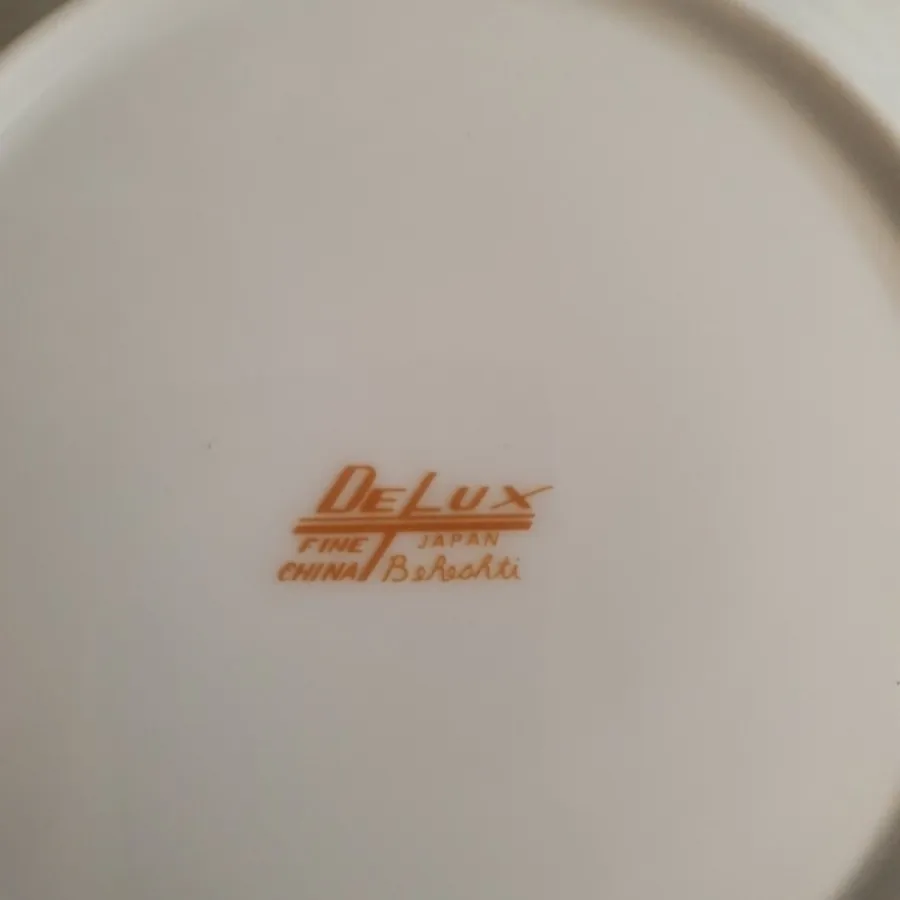 سرویس چینی گل سلطنتی