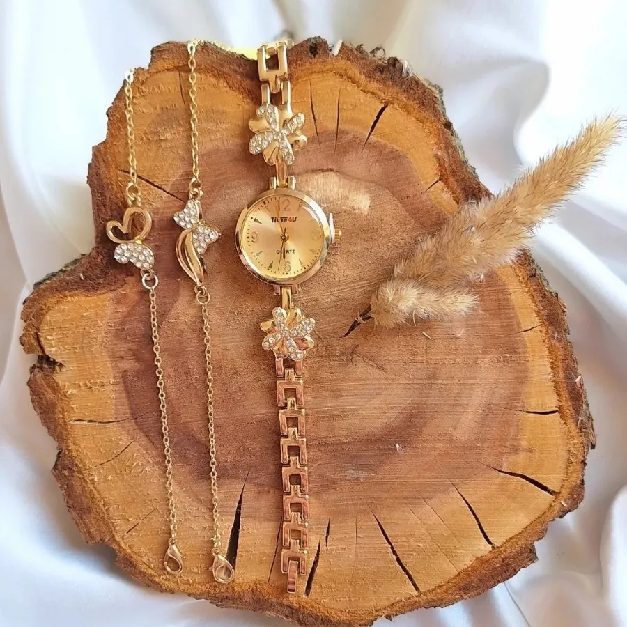 ست ساعت و دوتا دستبند