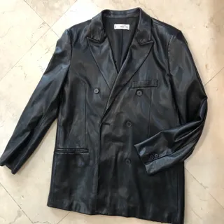 کت چرم منگو