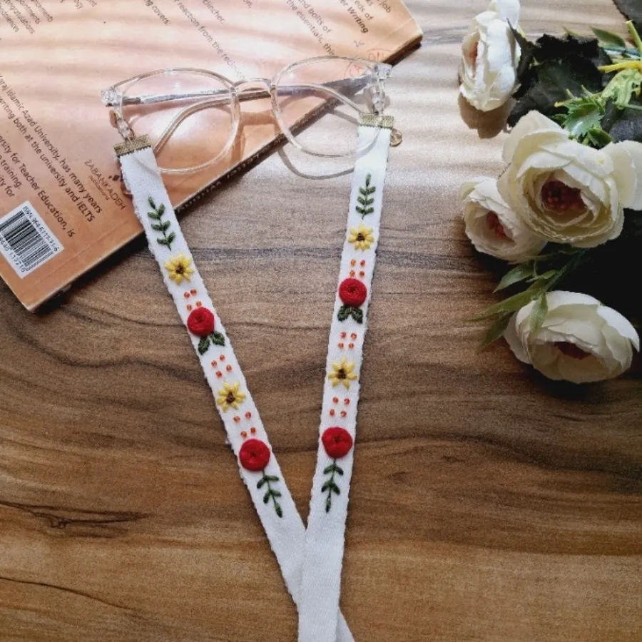 بند عینک گلدوزی